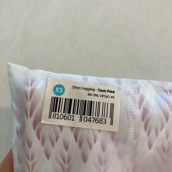 Buffbunny Onyx Limitless Leggings - Oasis Print - Picture 11 of 11